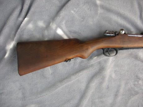 Vendo fusil Santa Barbara en estado nuevo.
No tiene año de fabricación y su estado como digo es impecable, 02