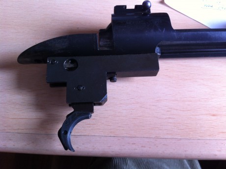 He heredado un Weatherby Mark V 300 Magnun fabricado en Japón. Tiene un gatillo, creo que se llama Canjar 30