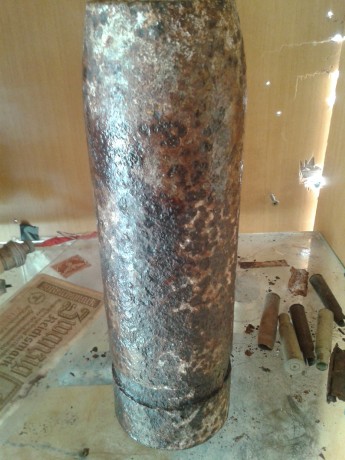150e  proyectil italiano TRITOLO de 65mm ,original de la guerra civil española,totalmente VACIO E INERTE 02