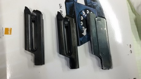 Tengo varios cargadores de fas para cambiar, todos ellos funcionan bien.
Busco cargadores de estas armas:
-walther 01