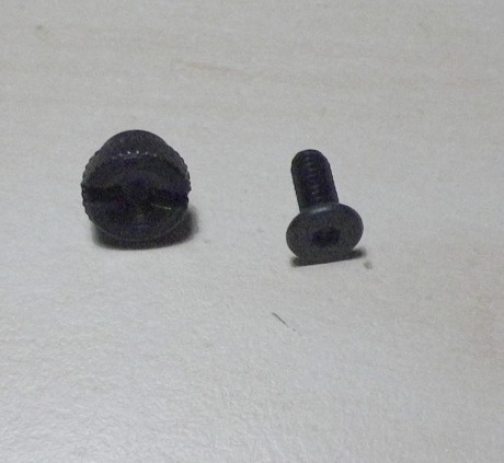 Hola, he comprado una montura picantinny para Mossberg (os dejo la foto) y se la he puesto a mi Maverick 01