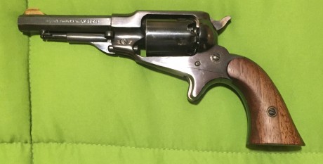 Vendo revolver Pietra modelo Pocket calibre 31, lo compre para decorar y no lo he utilizado nunca, no 00