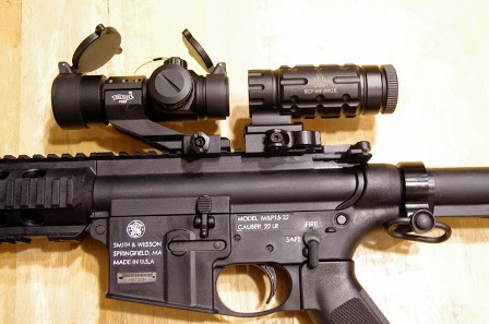 Buenas,
Soy propietario de una carabina Walther Colt M4 con un visor también de la casa Walther, modelo 01