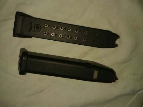 Saludos, tengo dos cargadores de Glock y no tengo pistola. Los pongo a la venta por 20 euros la unidad 00