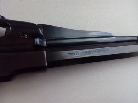 Vendo revolver avancarga Remington new army cl 44 pavonado en negro de la firma Pietta, es nuevo del mes 10