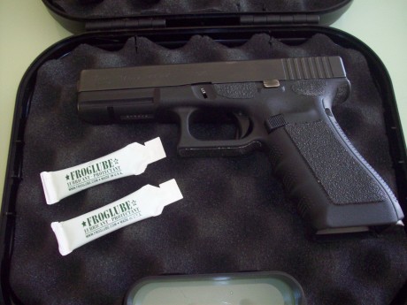 VENDIDO

PISTOLA GLOCK 17 Gen4 Cal. 9x19 (2015)
Modelo  G7768

Está basada en una armazón MBS (Múltiple 00