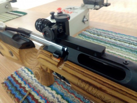 Un compañero del Club pone a la venta un Rifle Sig Sauer STR 200 en 308W
-Comprado en Julio de 2015
-Ha 10