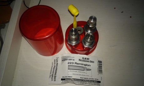Juego dies 223.

25 € más envío 00