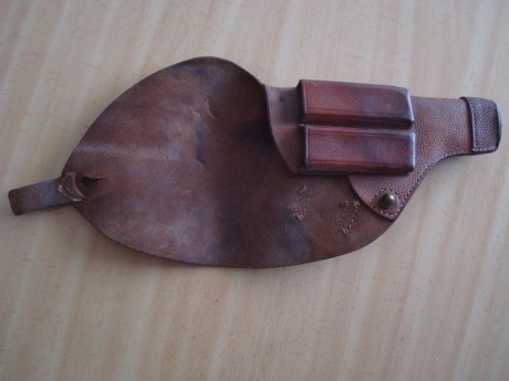  DSC07041.JPG  DSC07042.JPG  DSC07043.JPG 

Funda para Husqvarna 1907/ FN 1903 en buen estado, 30€ con 00