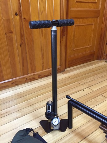 Vendo esta carabina. POTENCIA Y PRECISIÓN ASEGURADAS. Cal .25 ó 6,35mm La potencia de impacto y precisión 00