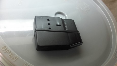 Pues eso vendo  este cargador poco usado y sin marcas.
Precio 70€ incluido portes España peninsular.
Esta 00