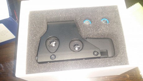 Vendo accesorios  varios .punto rojo modelo 551,magnificador 5x y freno de boca.para más preguntas por 12
