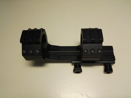 Vendo montura para rifles AR marca Burris modelo P.E.P.R. para visor con tubo de 30 mm.

Usada pero en 01