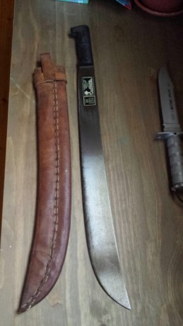 Vendo este impresionante Machete original fabricado en Guatemala por Collins & Co.Hartford, tiene 11