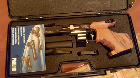 Hola, vendo PARDINI SP Rapid Fire, calibre 22 LR ( mecánica). Tamaño de la cacha M. La pistola se encuentra 11