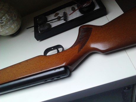 Hola, vendo un ejemplar de ANSCHUTZ 335 absolutamente impecable, como salido de la caja.
Calibre .177 00