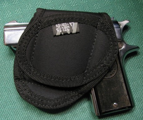 Se vende Star modelo "H" calibre 7,65, con tres cargadores y funda interior.
Guiada con licencia 02