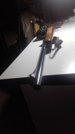 buenas tardes, el rifle es un sabatti calibre 300 wmg, tiene monturas leupold QR desmontables y visor 32