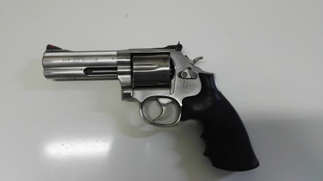 ADJUNTO FOTO DEL REVOLVER SMITH WESSON 686- 4".
PRECIO : 400 €.
TELF: 640.57.17.22 00