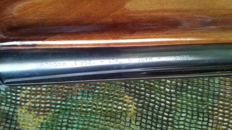 Buenas tardes al foro, vendo las siguientes escopetas:
-Escopeta semiautomatica italiana breda modelo 72