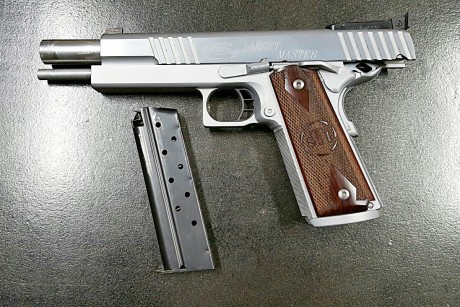 Un buen amigo mio pone a la venta una STI TARGET MASTER 9mm 6" con muy poco uso en un estado de casi 02