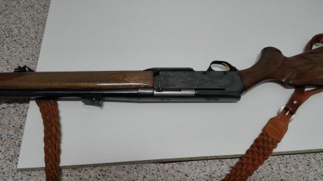 Se vende rifle browning BAR II. 00