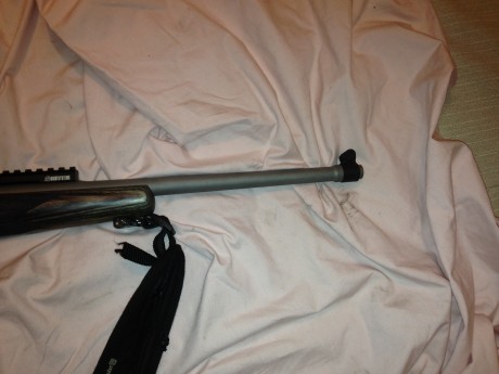 Se vende Ruger M77 Gunsite Scout cal.308win:  , estado perfecto ningun arañazo, cargador 10 balas,XS Full 01