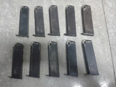 Hola vendo estos cargadores de bkm. Estan usados con marcas de uso, pero operativos.
12 euros cada cargador, 00