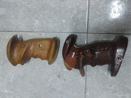 Hola vendo dos bipodes de cetme/ cetmeton/ mauser, uno mas largo que el otro, ambos telescopicos con sus 01