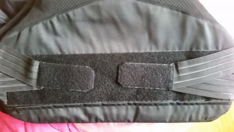 tengo este chaleco, se cambia por algo relacionado con la caza. 20150831_171019.jpg  01