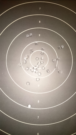 Buenas, acabo de hacer la primera prueba con la vihtavouri 330 en mi supertarget p210 de 6". 
Hice 81