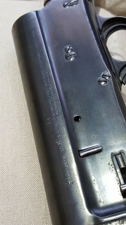 cambio la mítica browning auto 5, tambien llamada "la cheposa".

Tengo entendido que fué el 01