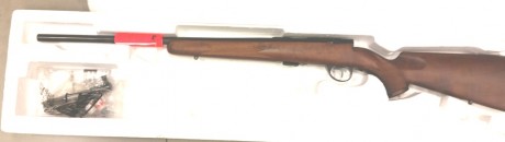 Se vende carabina Anschütz 1712 Silhouette Sporter con acción Match 54 y culata de Nogal tipo Monte Carlo.
Esta 10