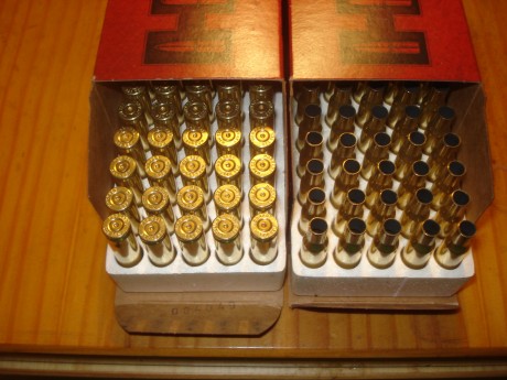 Hola a todos,

Pongo a la venta 500 vainas Hornady del calibre .222Rem. con un tiro, 10 cajas originales 01