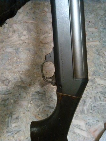 Vendo mi escopeta Benelli 121, es el modelo que Benelli fabricaba para el mercado americano bajo la denominación 01
