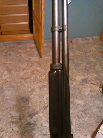 Vendo mi escopeta Benelli 121, es el modelo que Benelli fabricaba para el mercado americano bajo la denominación 00