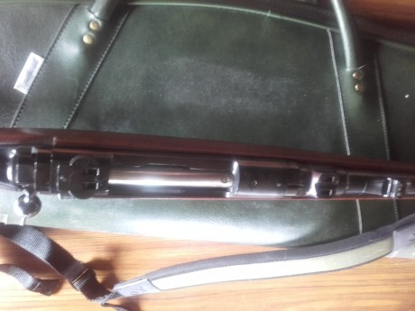 Hola, por dejar aficiòn se vende magnìfico rifle de cerrojo marca anschutz  calibre 30,06 en muy buen 00
