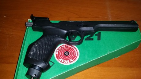 Desoyendo todos los (buenos) consejos de hacerme con una pistola decente de aire, acabo de heredar una 10