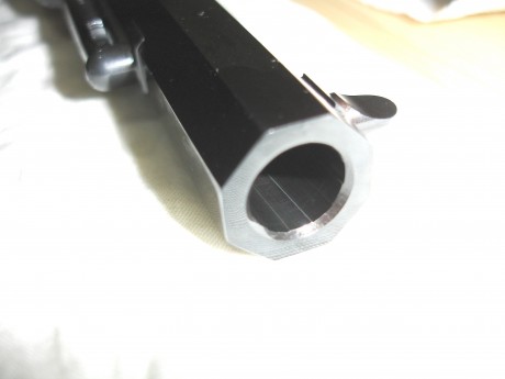 ¡¡ ATENCION !!
SOLO PARA TIRO CON POLVORA NEGRA.

Hola,
Para tiro con polvora negra y cartucho metálico 122