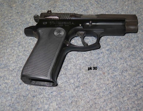 Vendo pistola STAR PK 30 con su estuche original 2 cargadores y baqueta limpieza. Su precio  125 euros 00