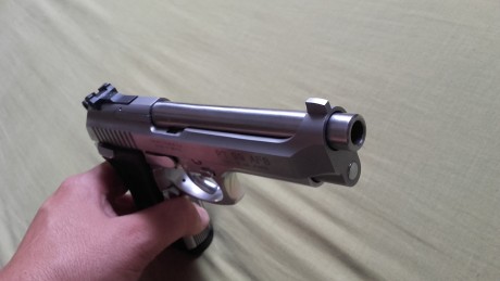 Vendo pistola Taurus pt-99 inoxidable en perfecto estado para hacer caja y por cupo. En f. Dos cargadores. 00