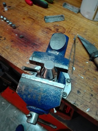 pues eso me gustaria hacer un recopilatorio de tablas de recarga para escopeta.

Para empezar ahí os pongo 90