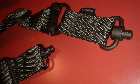 Vendo  CORREA TACTICA MAGPUL MS4,  con enganches rápidos. Està completamente nueva a estrenar, nunca ha 01