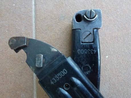 Buenas.Pongo en venta tres bayonetas de Ak:
-AKM Type II adoptada en la extinta Yugoslavia en 1972 para 21