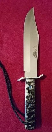 Cuchillo sin estrenar, especial pedido por encargo mango hasta de carnero cruceta en S especial, funda 00
