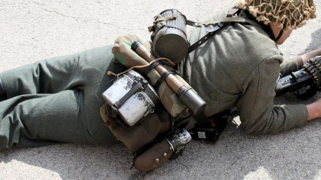 Me voy a ver el del Ejército y si tengo tiempo,algo del museo de bellas artes de Valencia-
Au cacau. 20