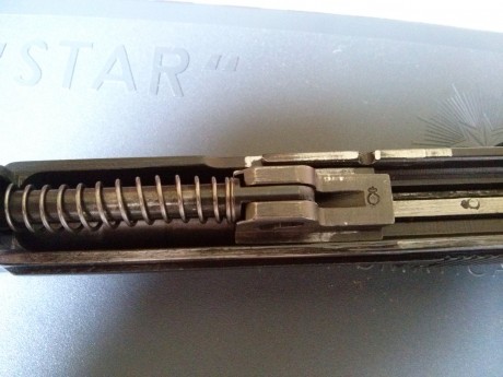 Pistola Star 28PK. Impresionante estado, en su caja original con marcajes del Cuerpo Superior de Policía, 60