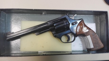 Buenas tardes un compañero pone a la venta un rovolver de la marca Astra modelo Match, de 6" en calibre 00