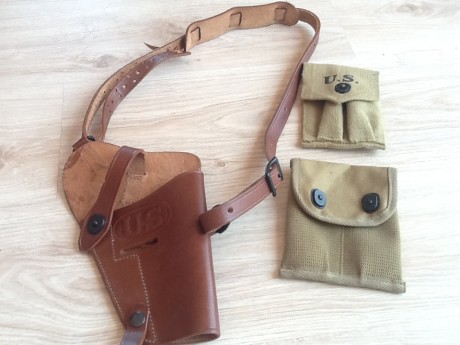 Pues se ponen en venta diversos accesorios para pistolas 1911 y sus clones siendo lo siguiente:
-- Cachas 01