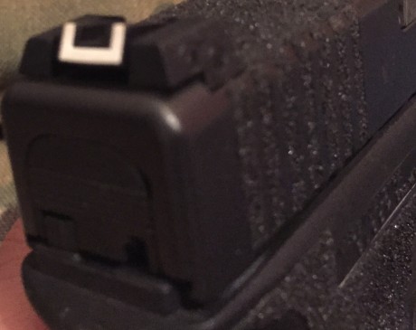  mi querida Glock 17 completamente customizada
-Cuerpo lijado y pulido para reducirlo a mano media-pequeña
-Ahuecado 42